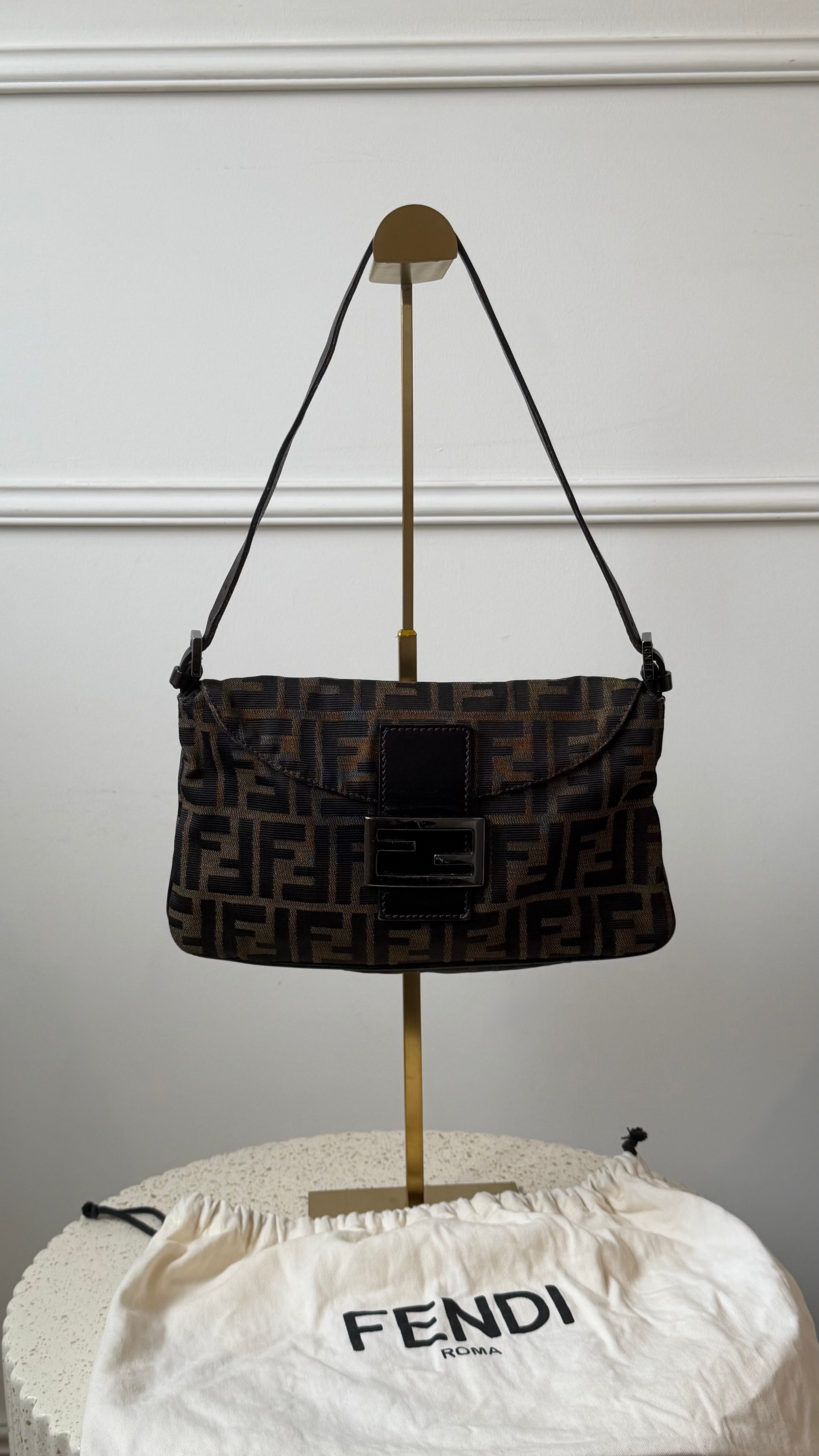 Fendi Baquette Marrone