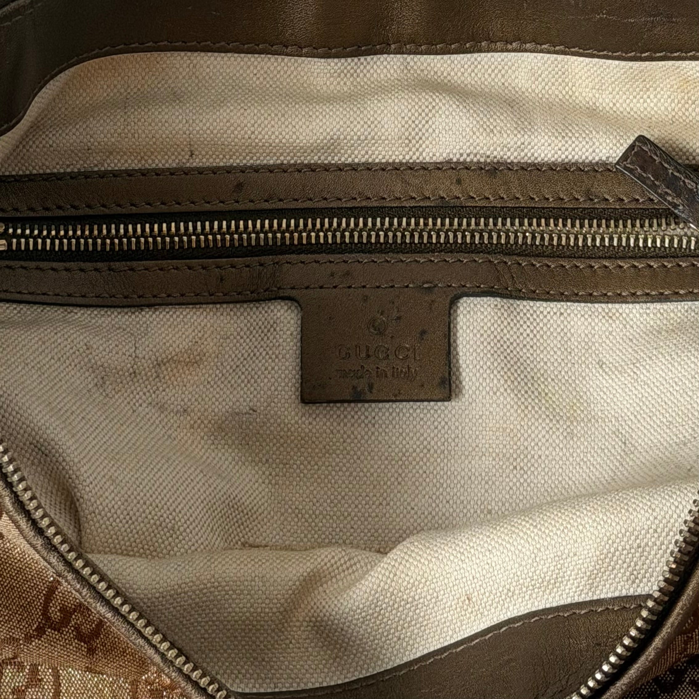 Gucci Shoulder bag with charm