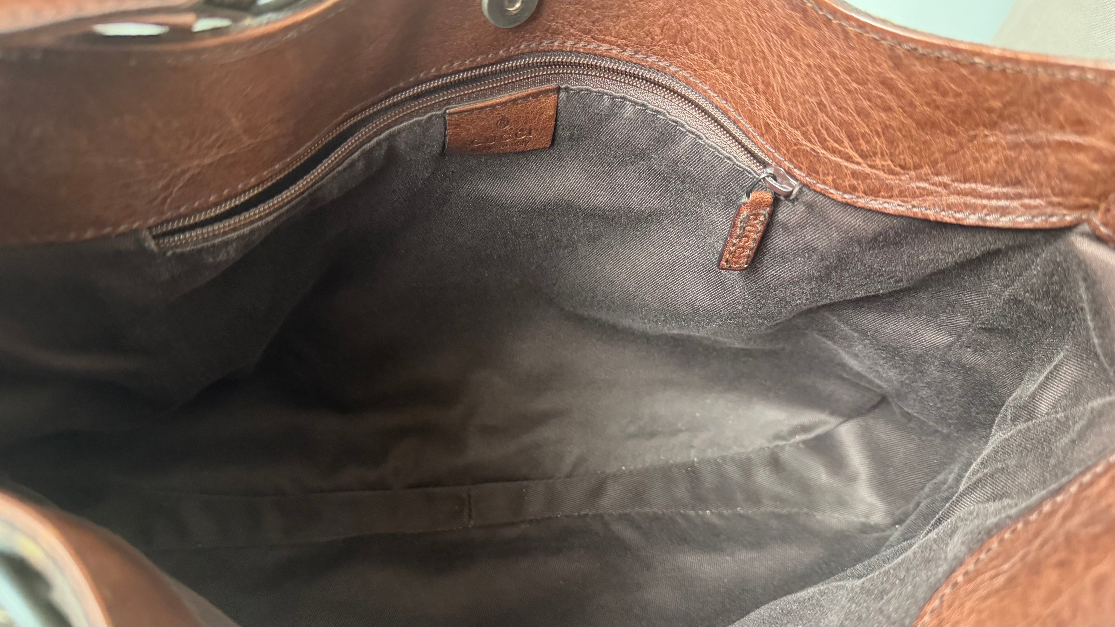 Gucci GG Canvas Shoulderbag