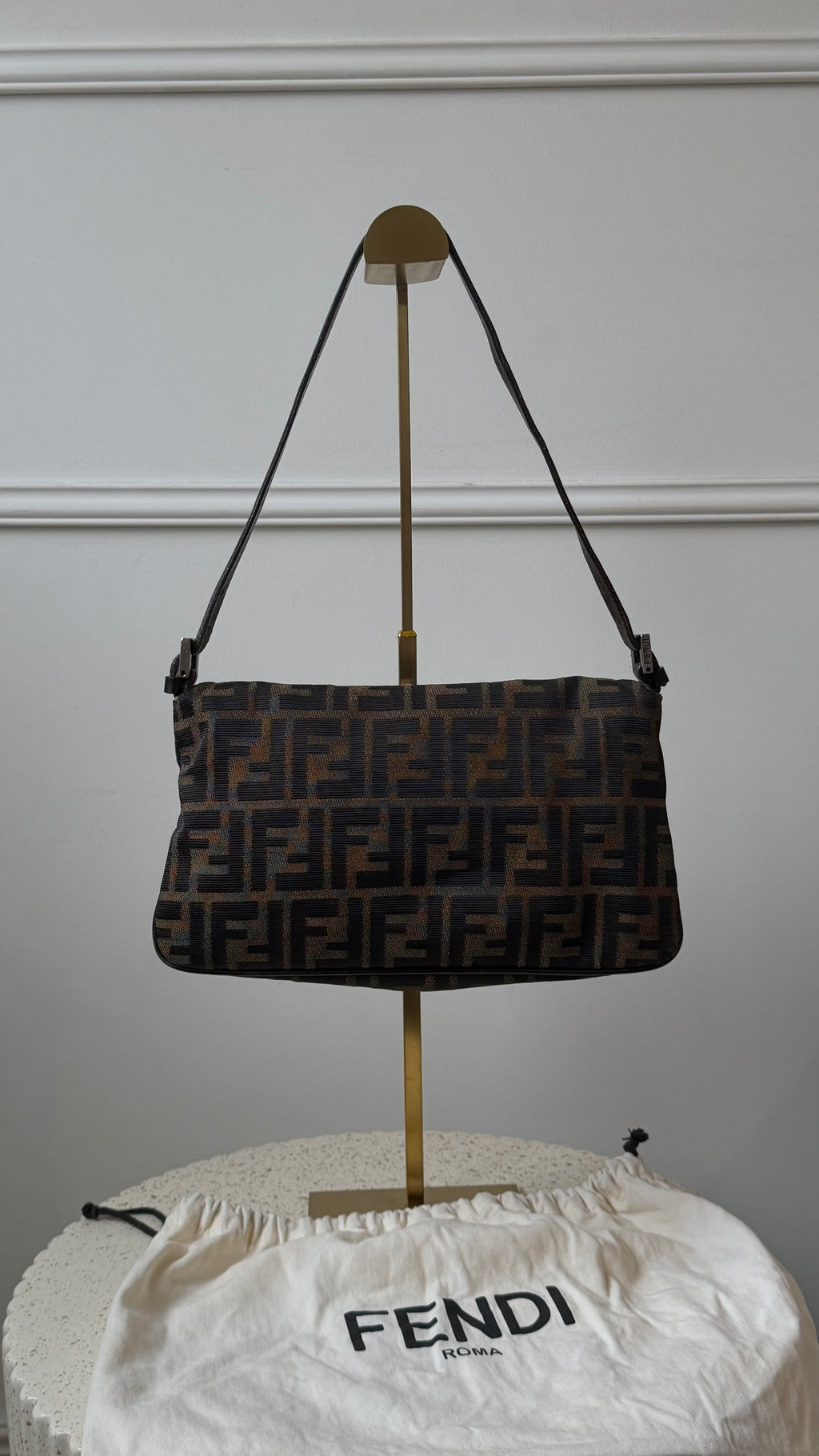 Fendi Baquette Marrone