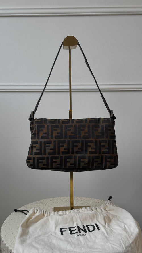 Fendi Baquette Marrone